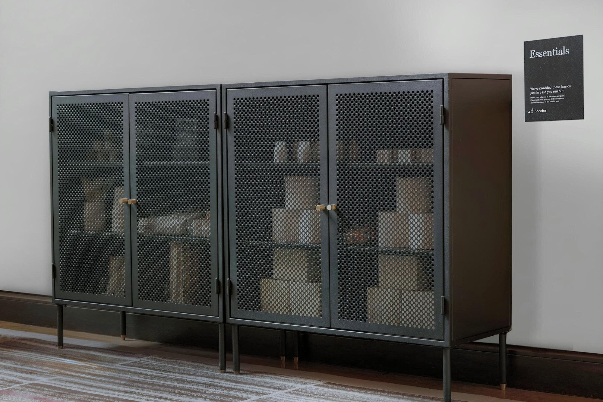 Sonder The Queen, Sports and Entertainment