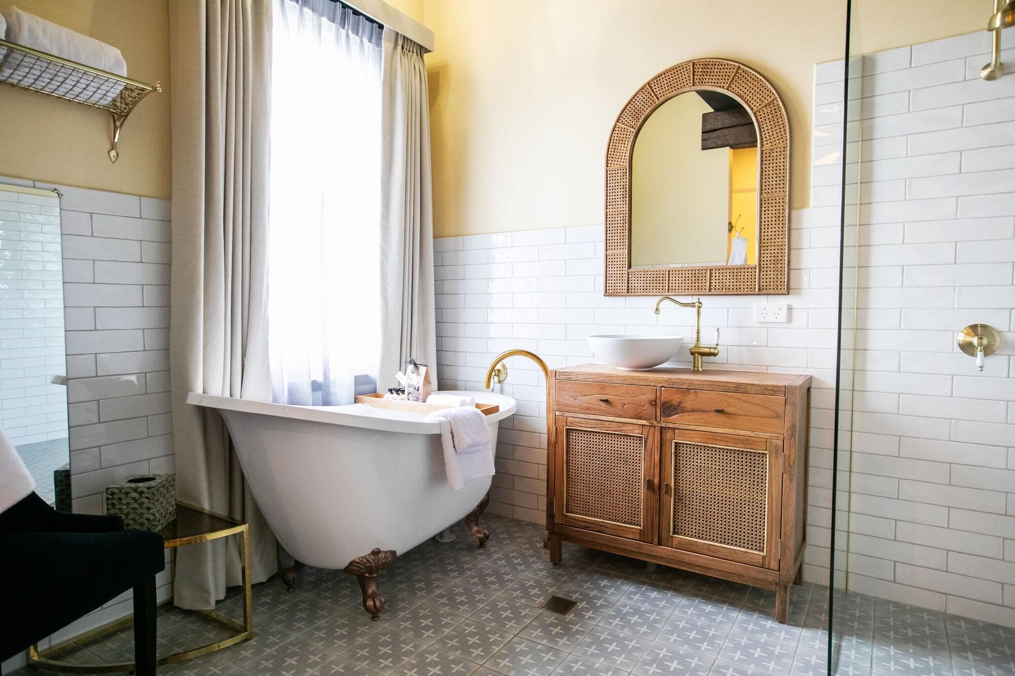 Hotel Australasia, Room