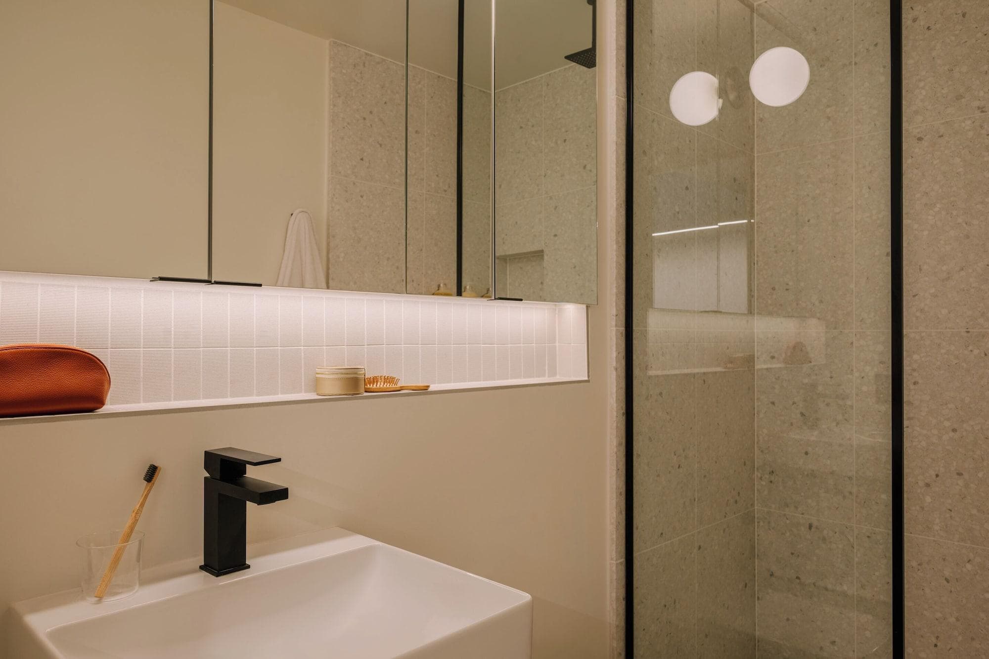 Sonder The Craftsman, Room