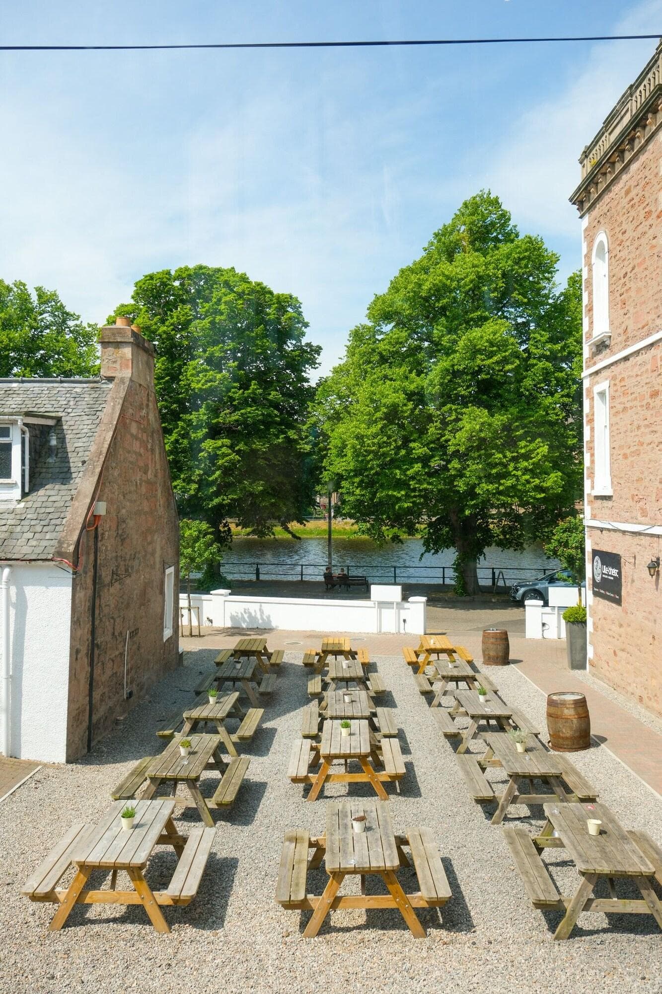 Glen Mhor Hotel, General view
