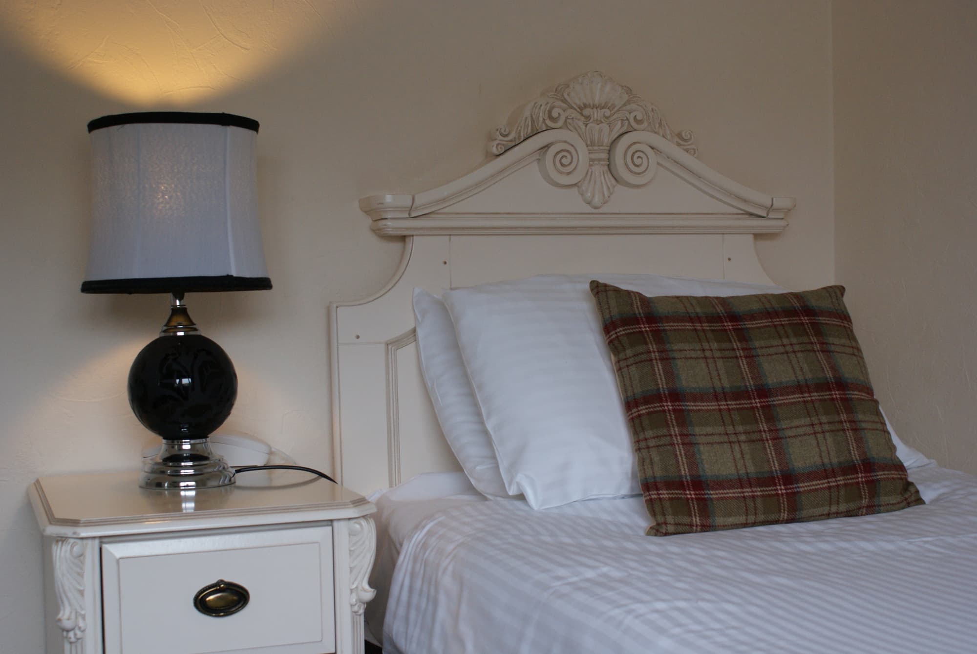 Glen Mhor Hotel, Room