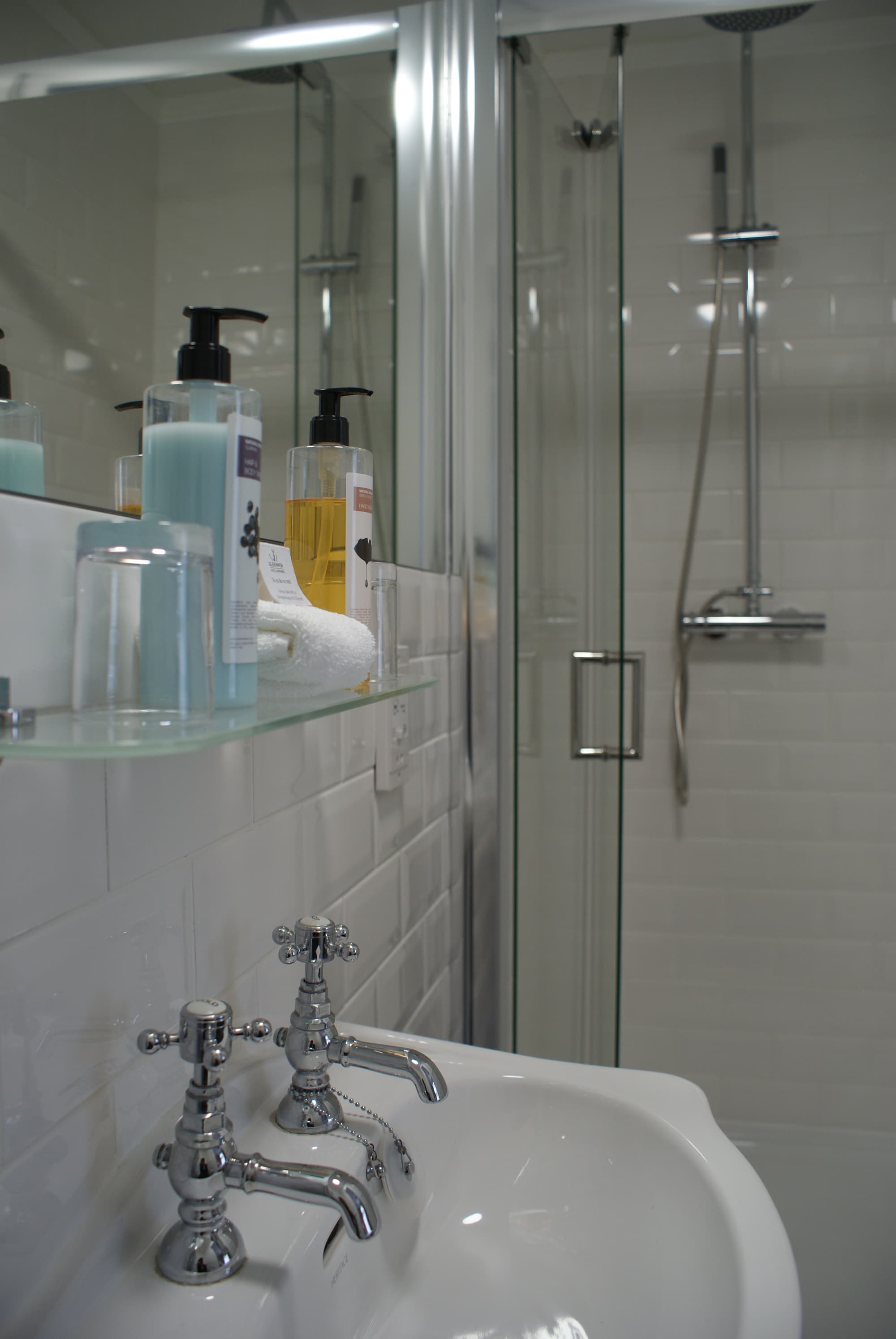 Glen Mhor Hotel, Room