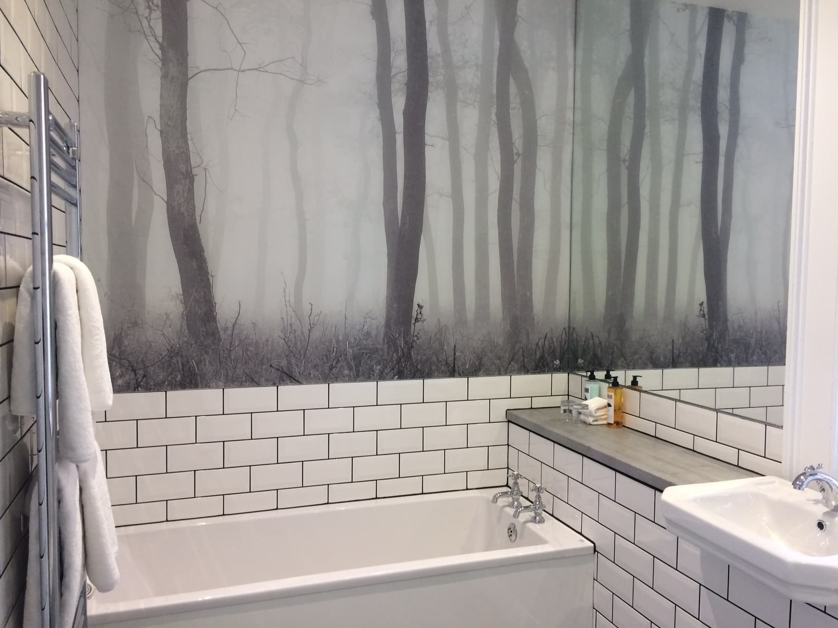 Glen Mhor Hotel, Room