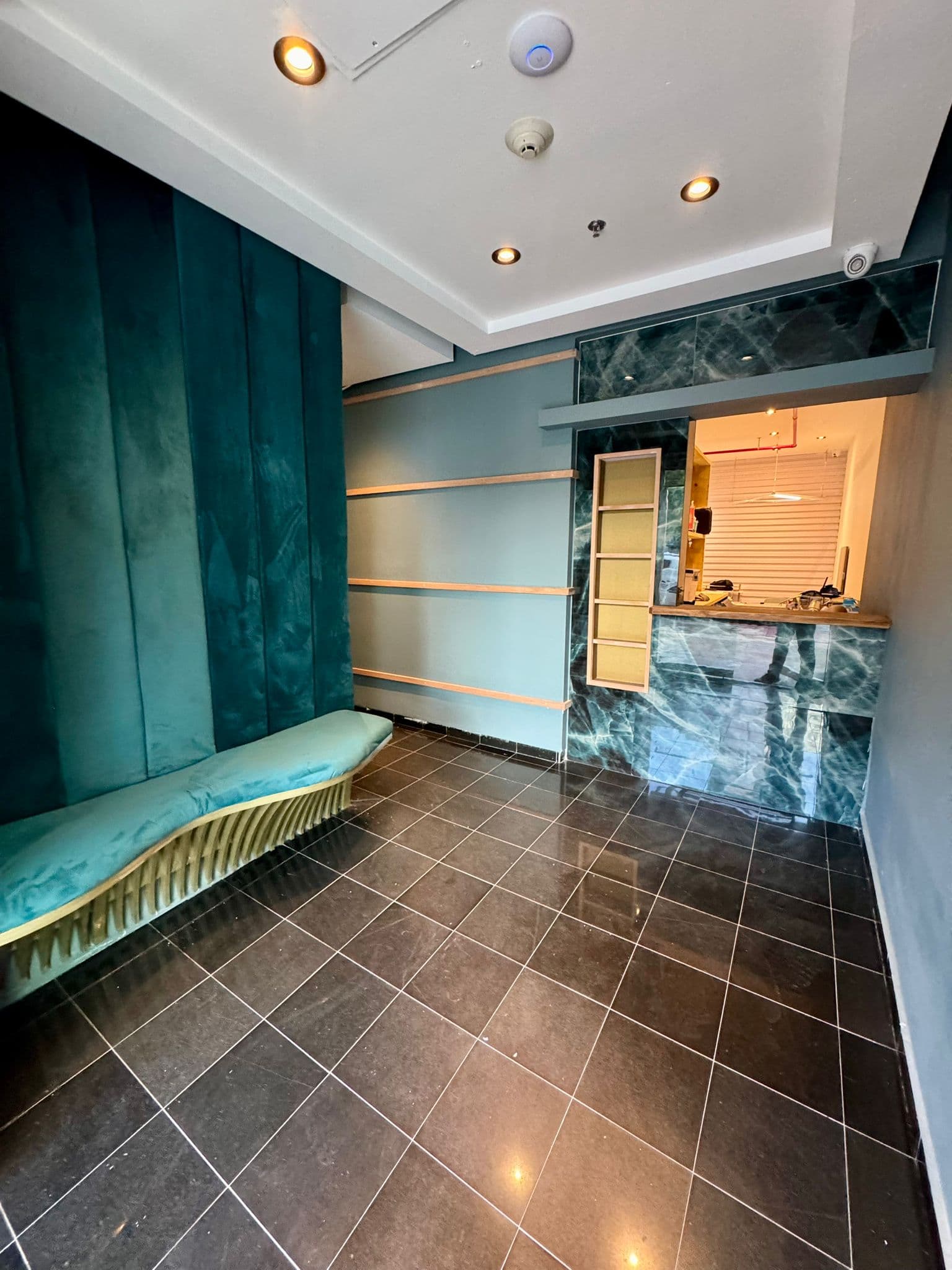 MetroArt Hotel, Lobby