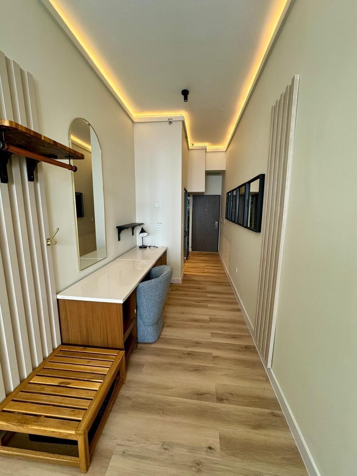 MetroArt Hotel, Room