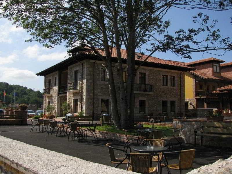 Maria Manuela, General view