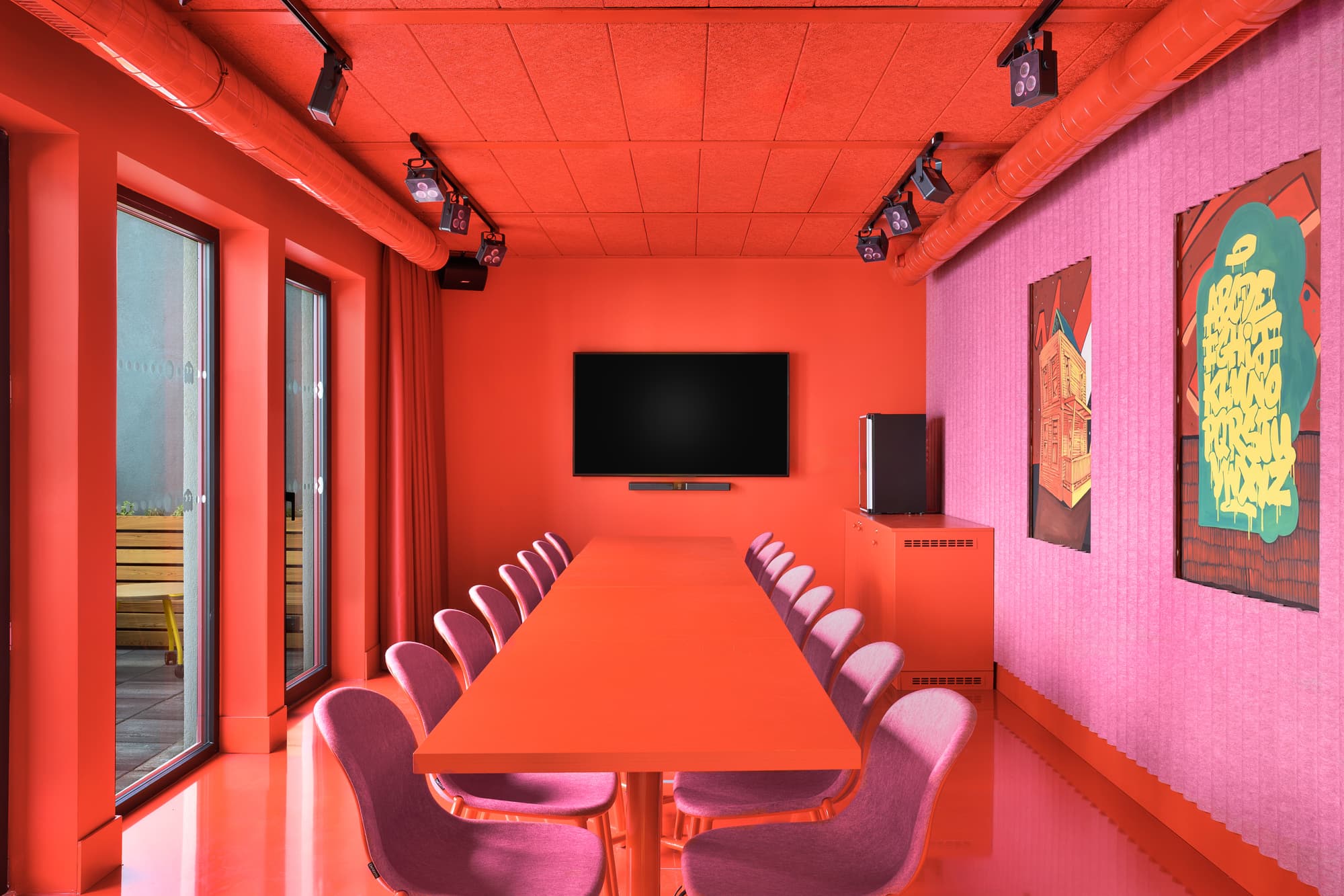 JO&JOE Budapest, Conferences