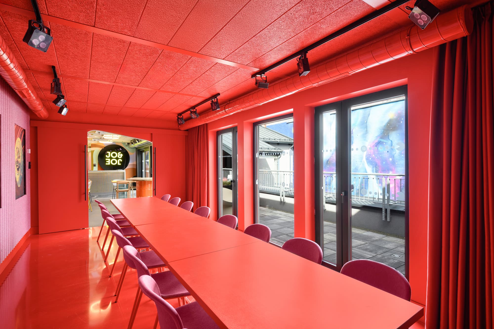 JO&JOE Budapest, Conferences