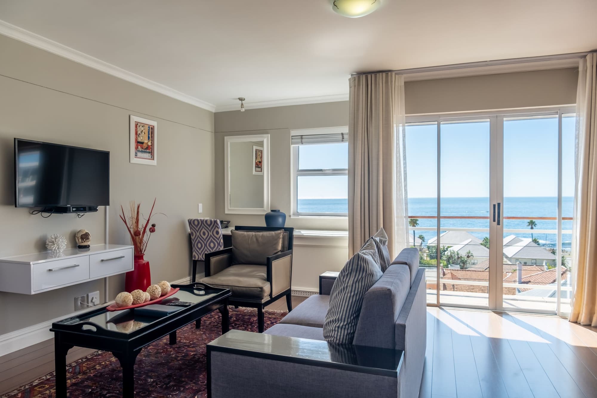 The Bantry Bay Aparthotel by Totalstay, Room