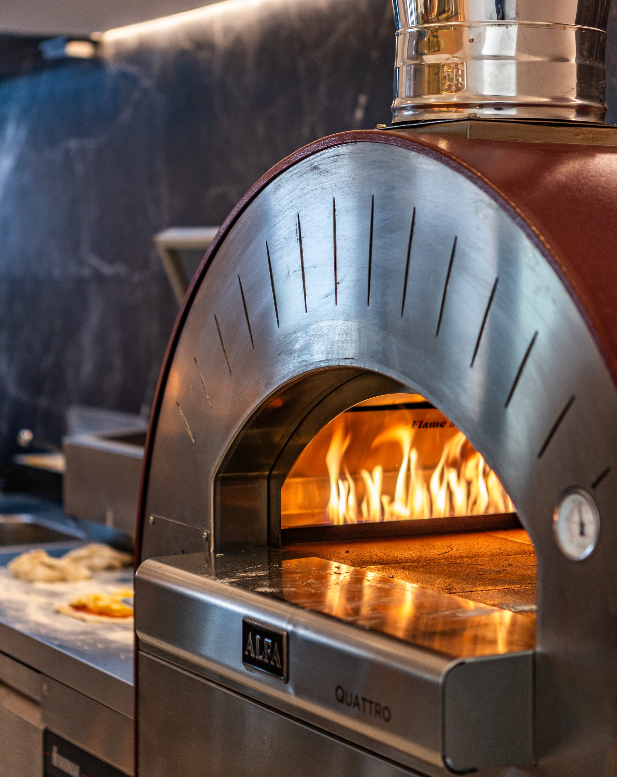 Blue Lagoon Queen, Restaurant