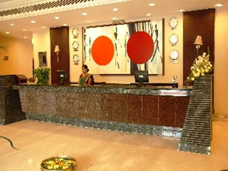 Regenta Central Deccan, Lobby