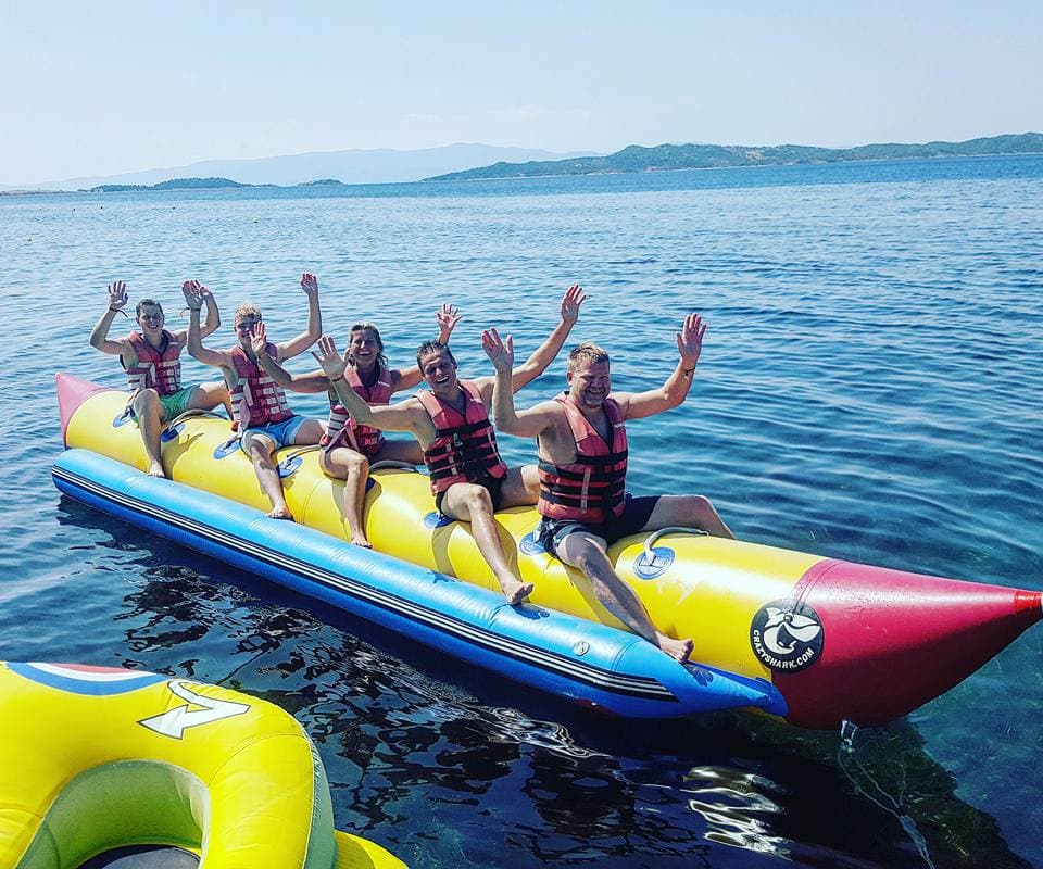 Akti Ouranoupol, Sports and Entertainment