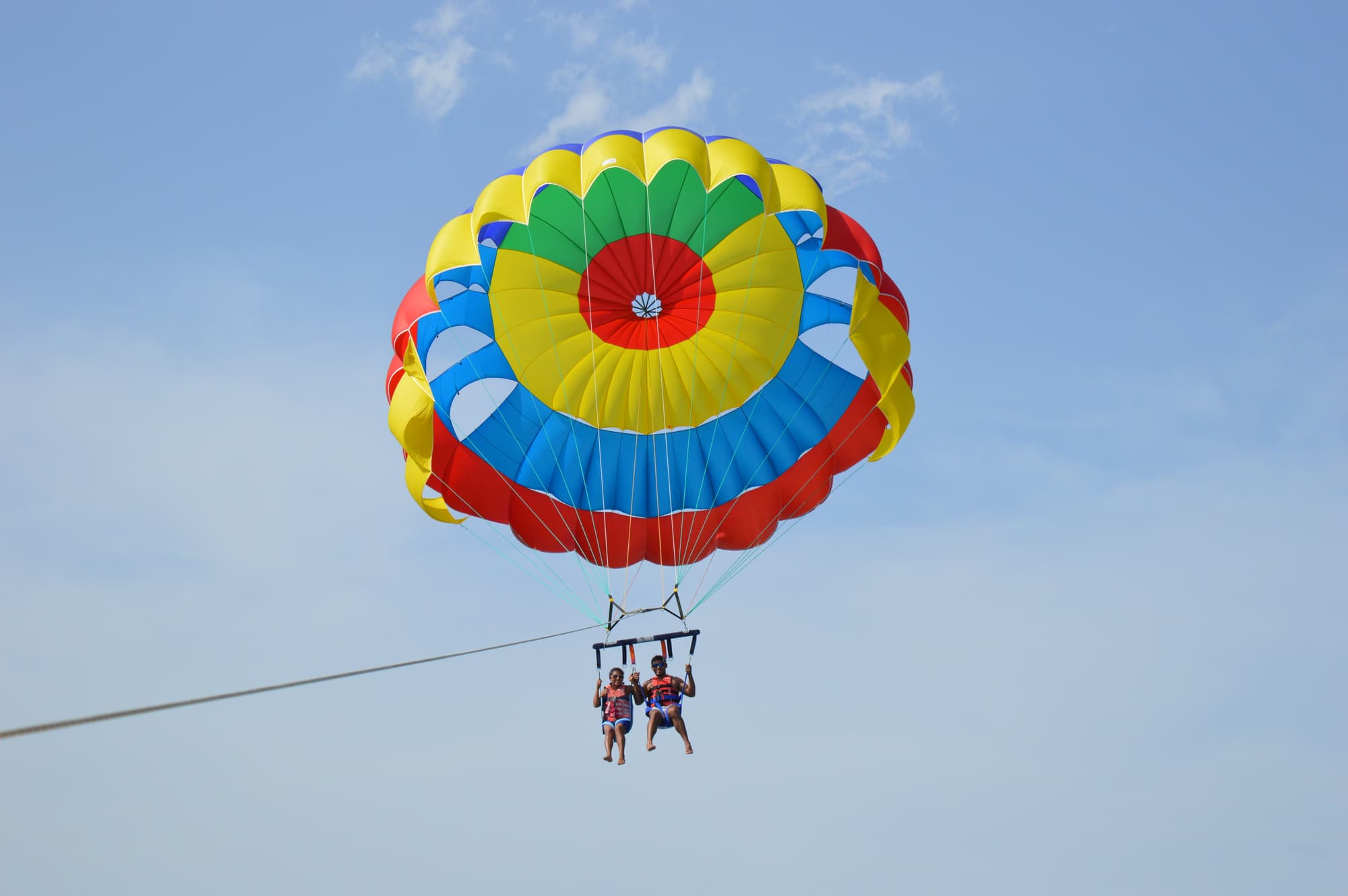 Akti Ouranoupol, Sports and Entertainment