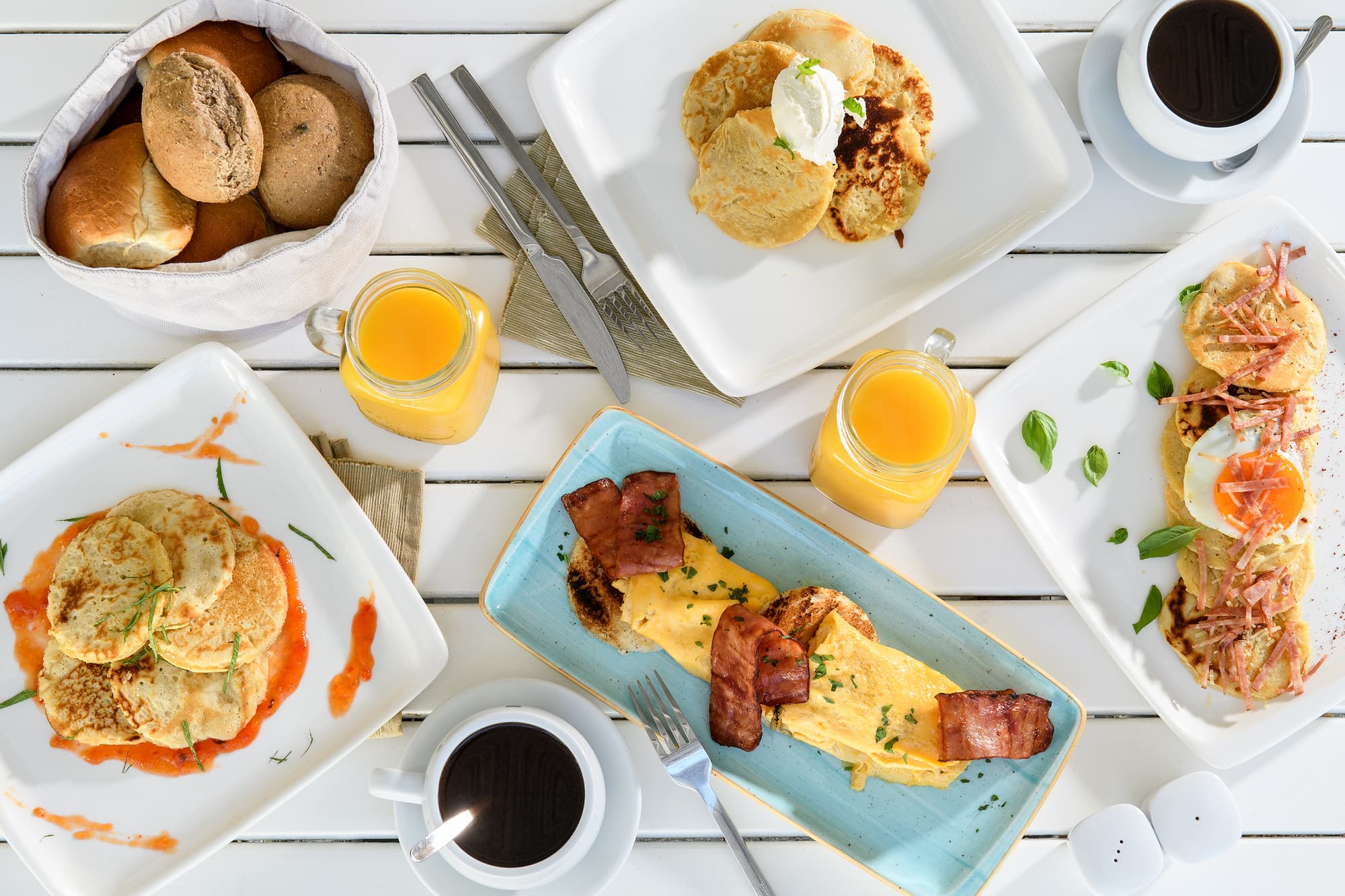 Akti Ouranoupol, Restaurant