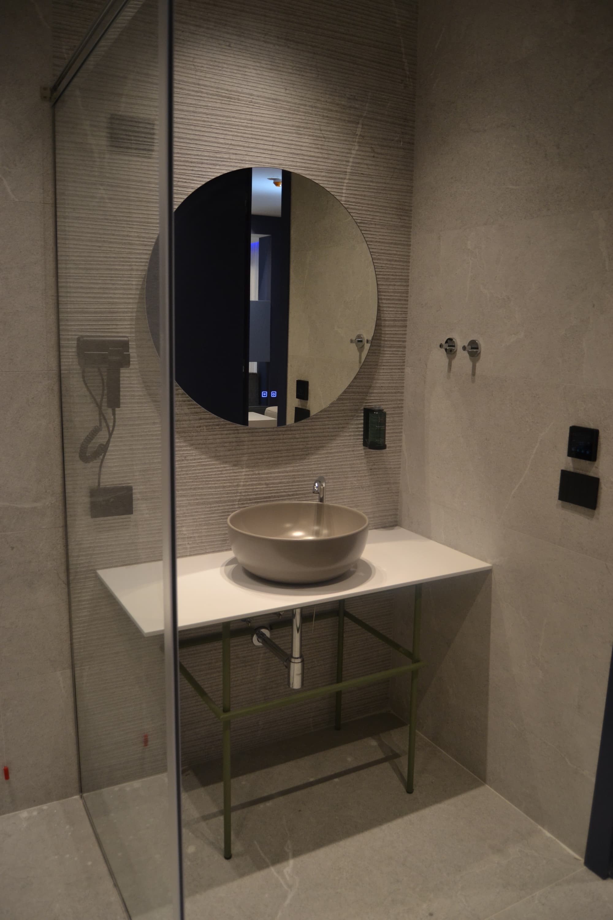 Si Hotel Sh.p.k., Room