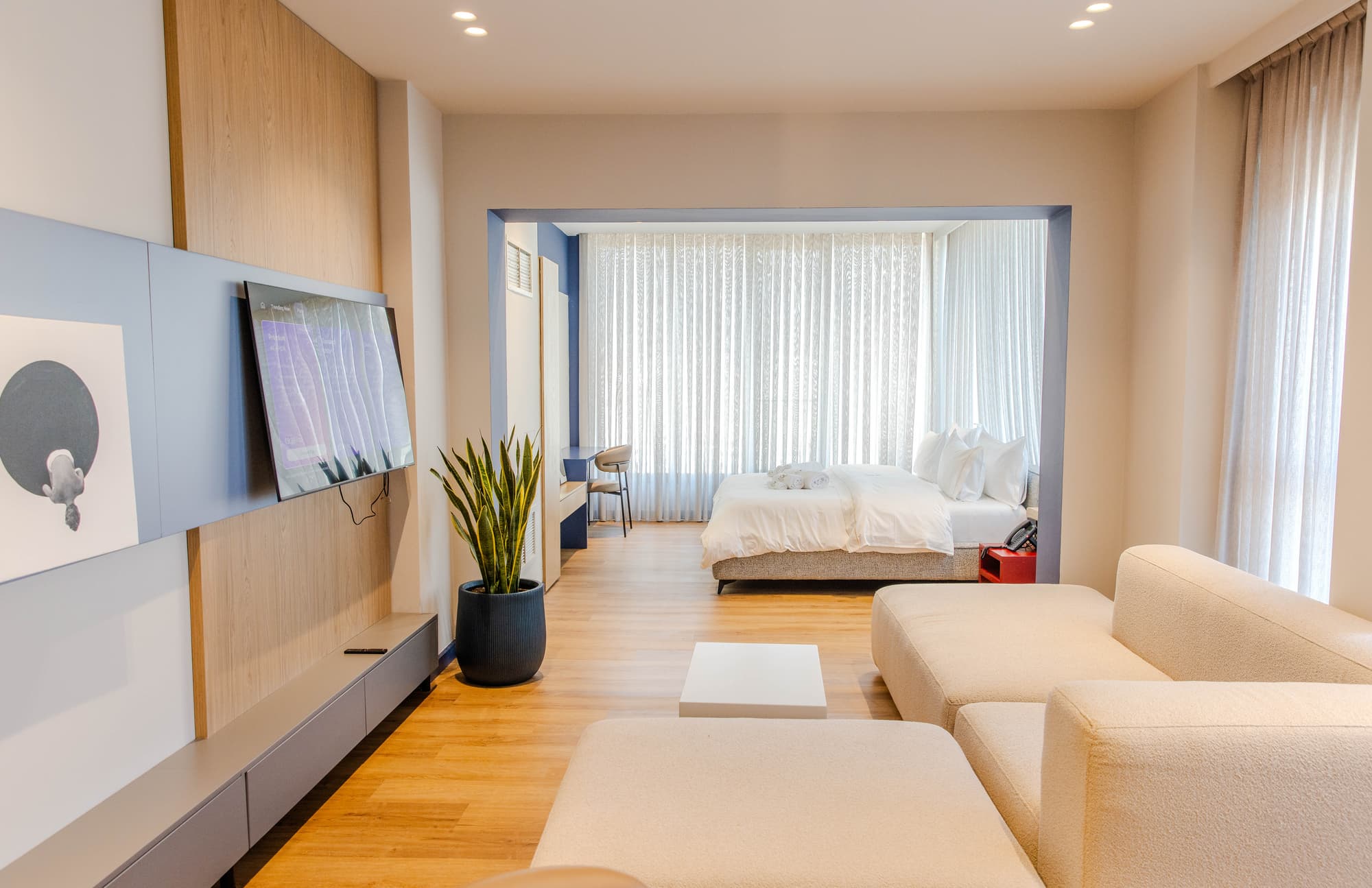 Si Hotel Sh.p.k., Room