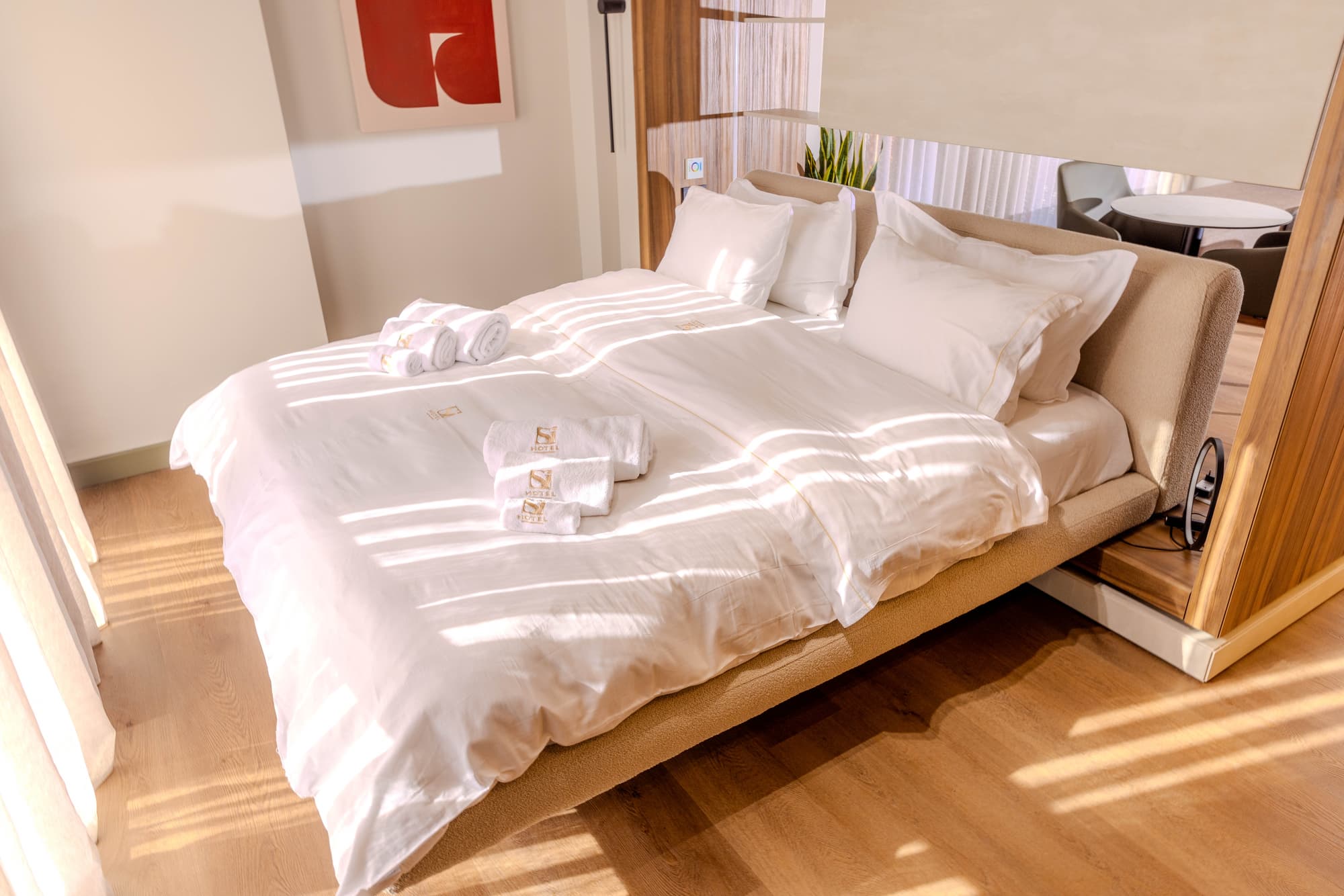 Si Hotel Sh.p.k., Room