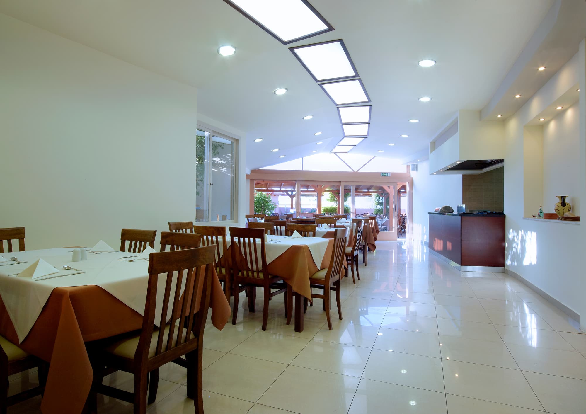 Katrin hotel & Bungalows, Restaurant