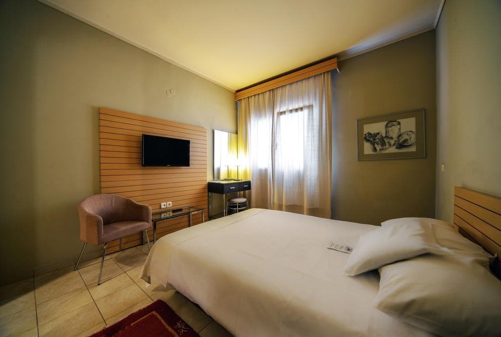 Astoria, General view