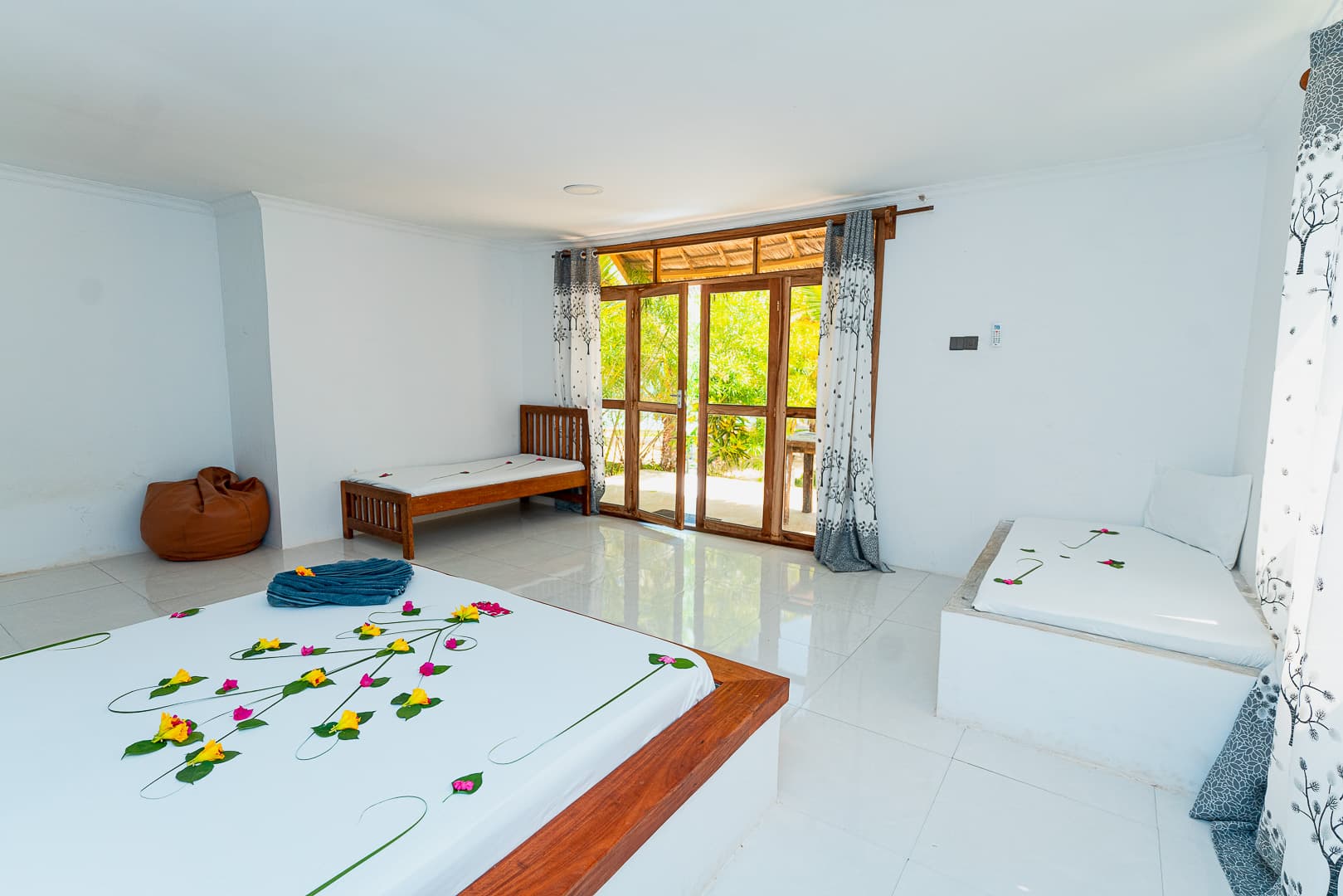Jambo Resort By Mambo Hotels, Room