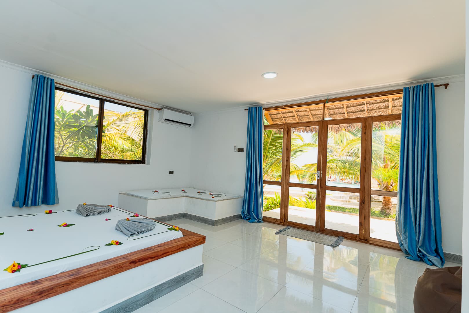 Jambo Resort By Mambo Hotels, Room