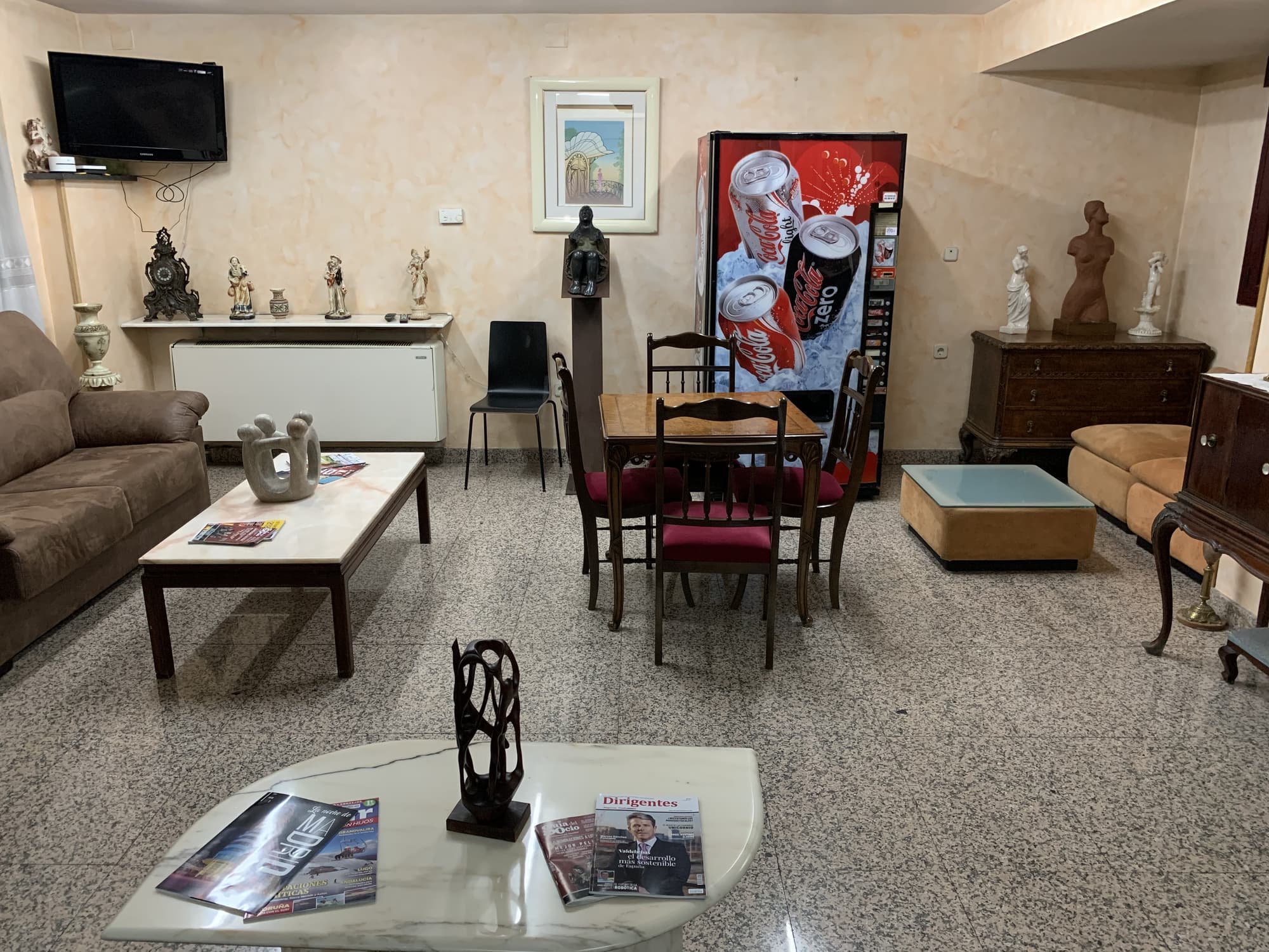 Hostal Juan XXIII, Lobby