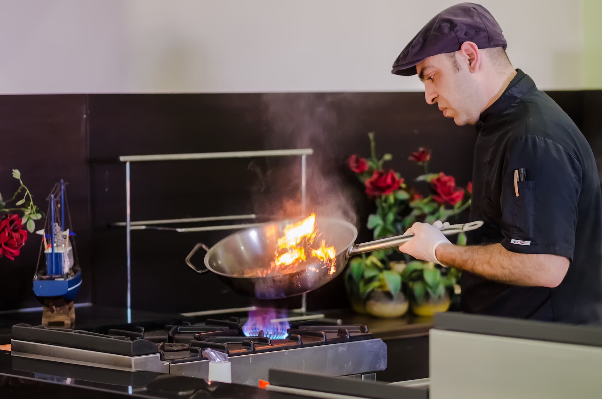 Gaia Palace, Restaurant