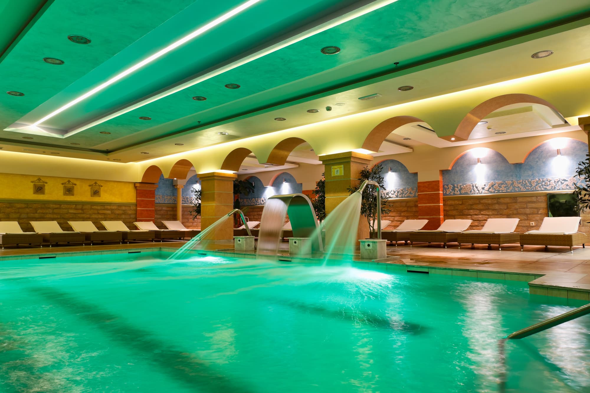 Gaia Palace, Terrace