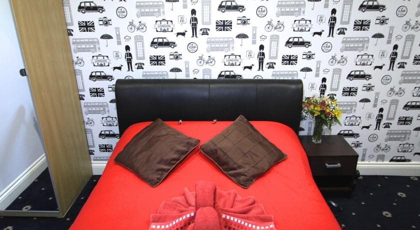 Beaconsfield, General view