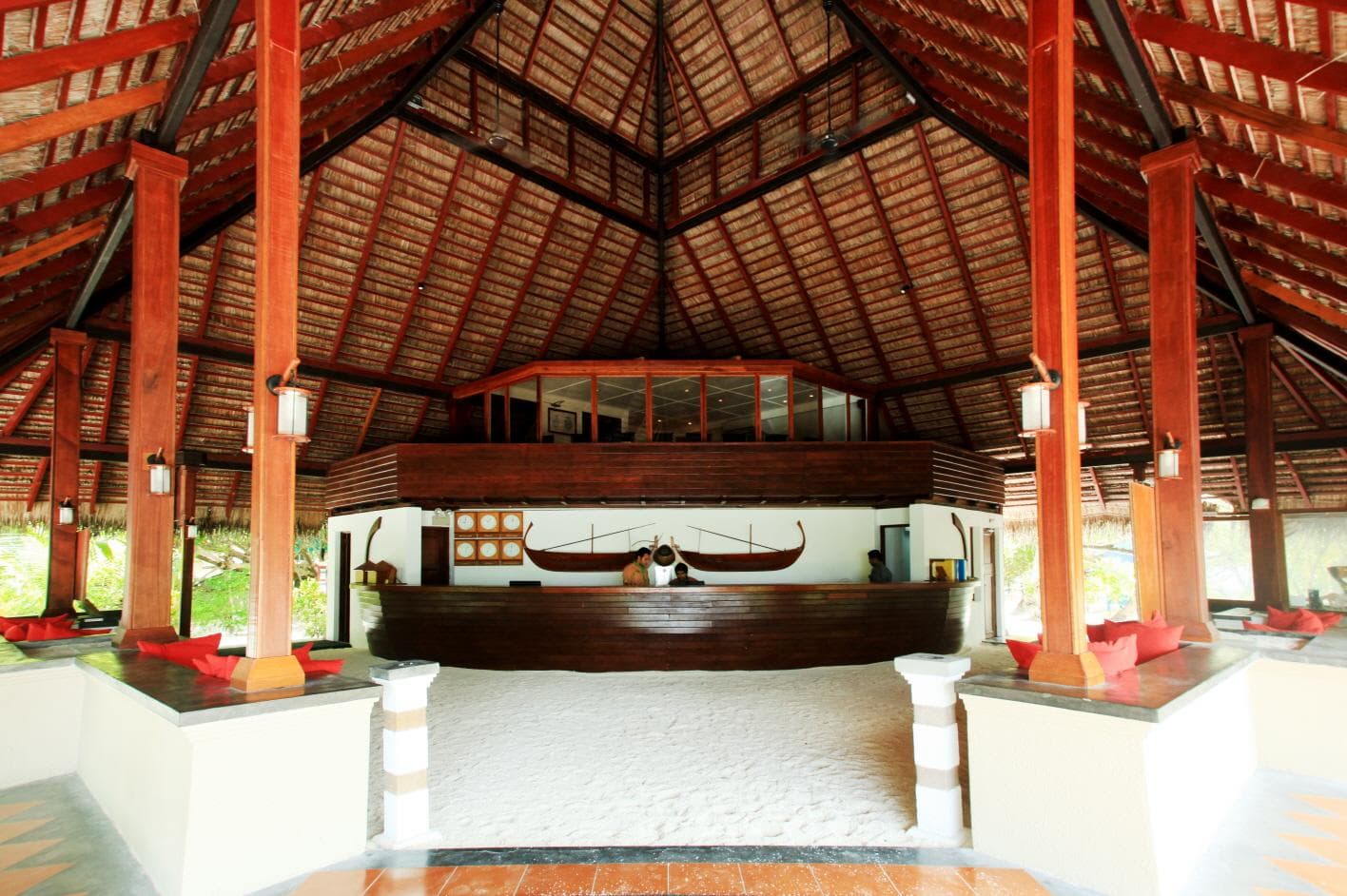 Adaaran Club Rannalhi, Lobby