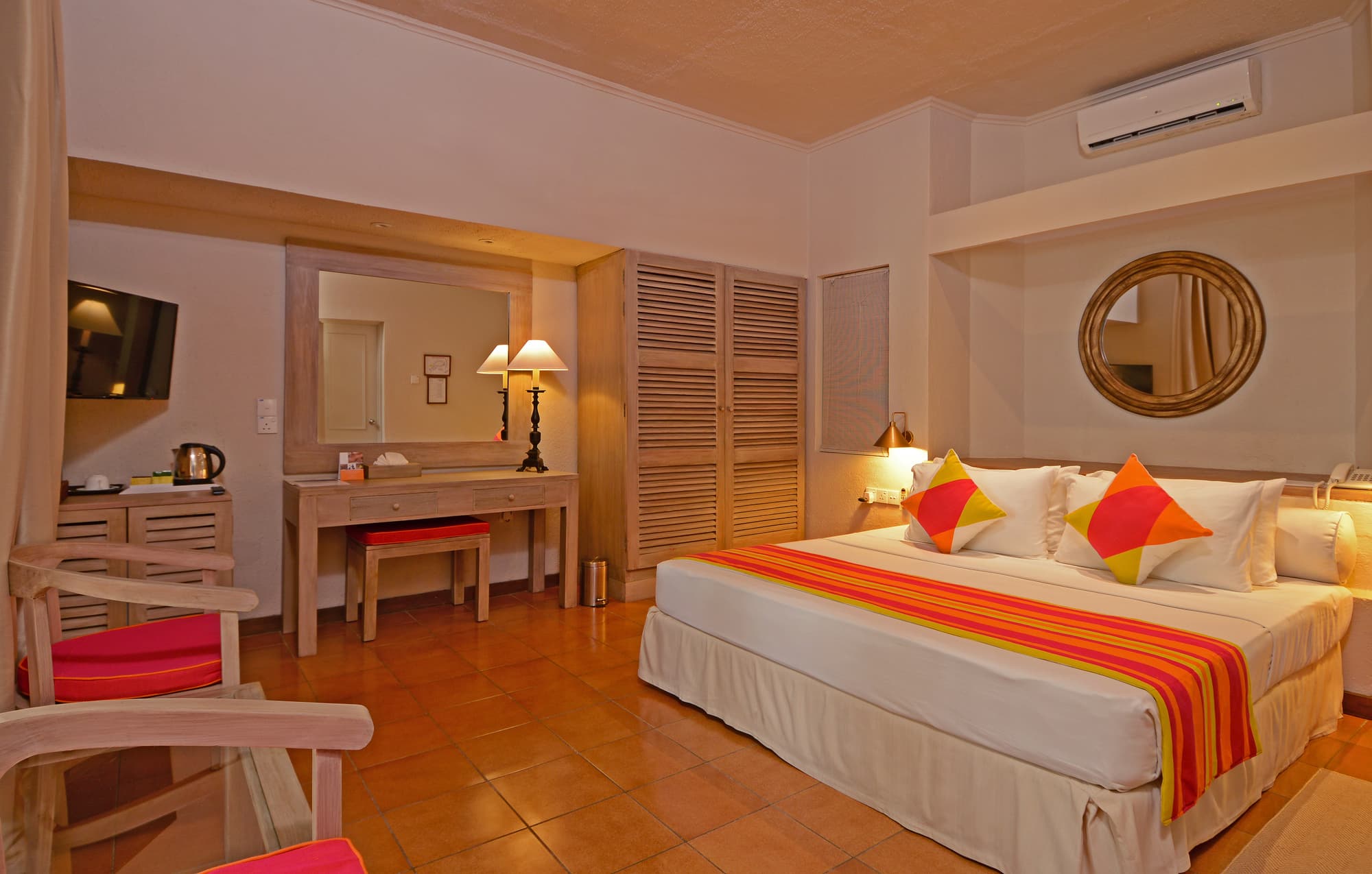 Adaaran Club Rannalhi, Room