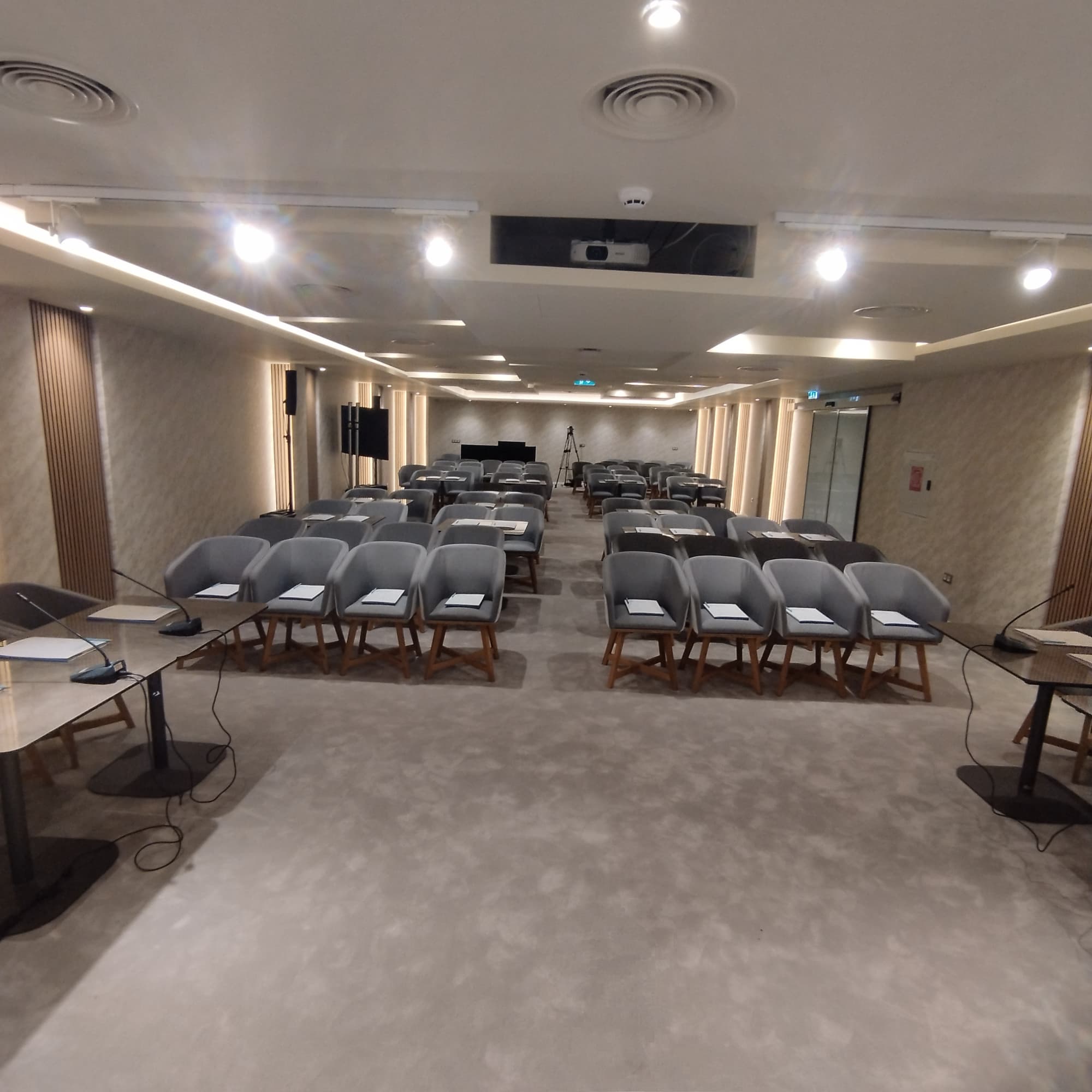 Great Athens Hotel, Conferences