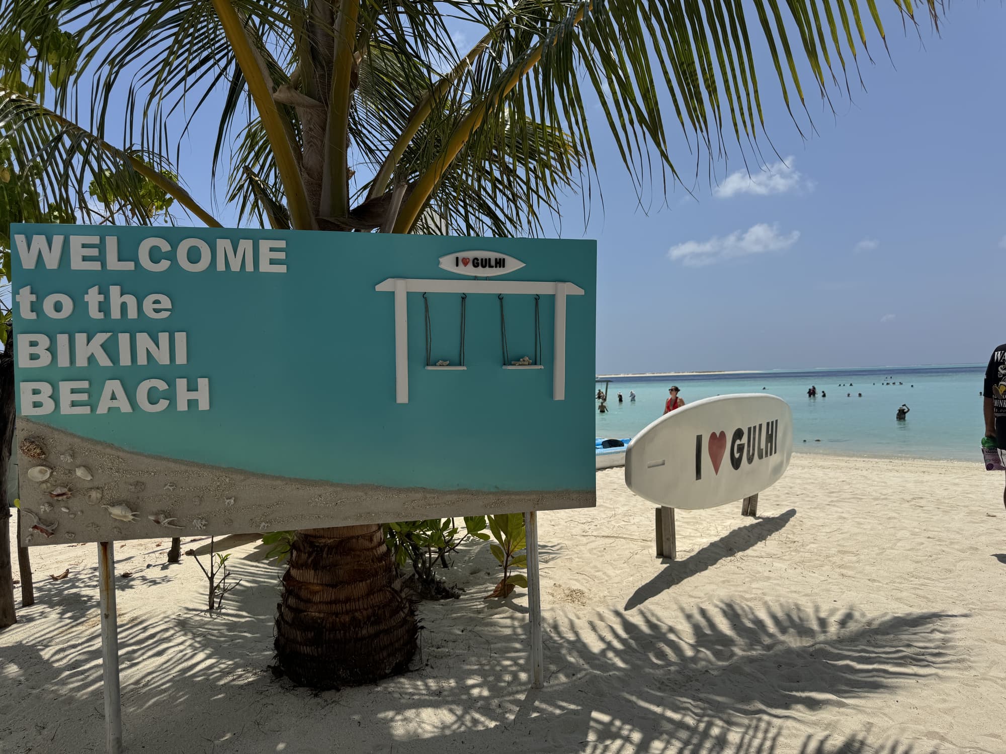 Avyanna Gulhi Beach Hotel, Beach