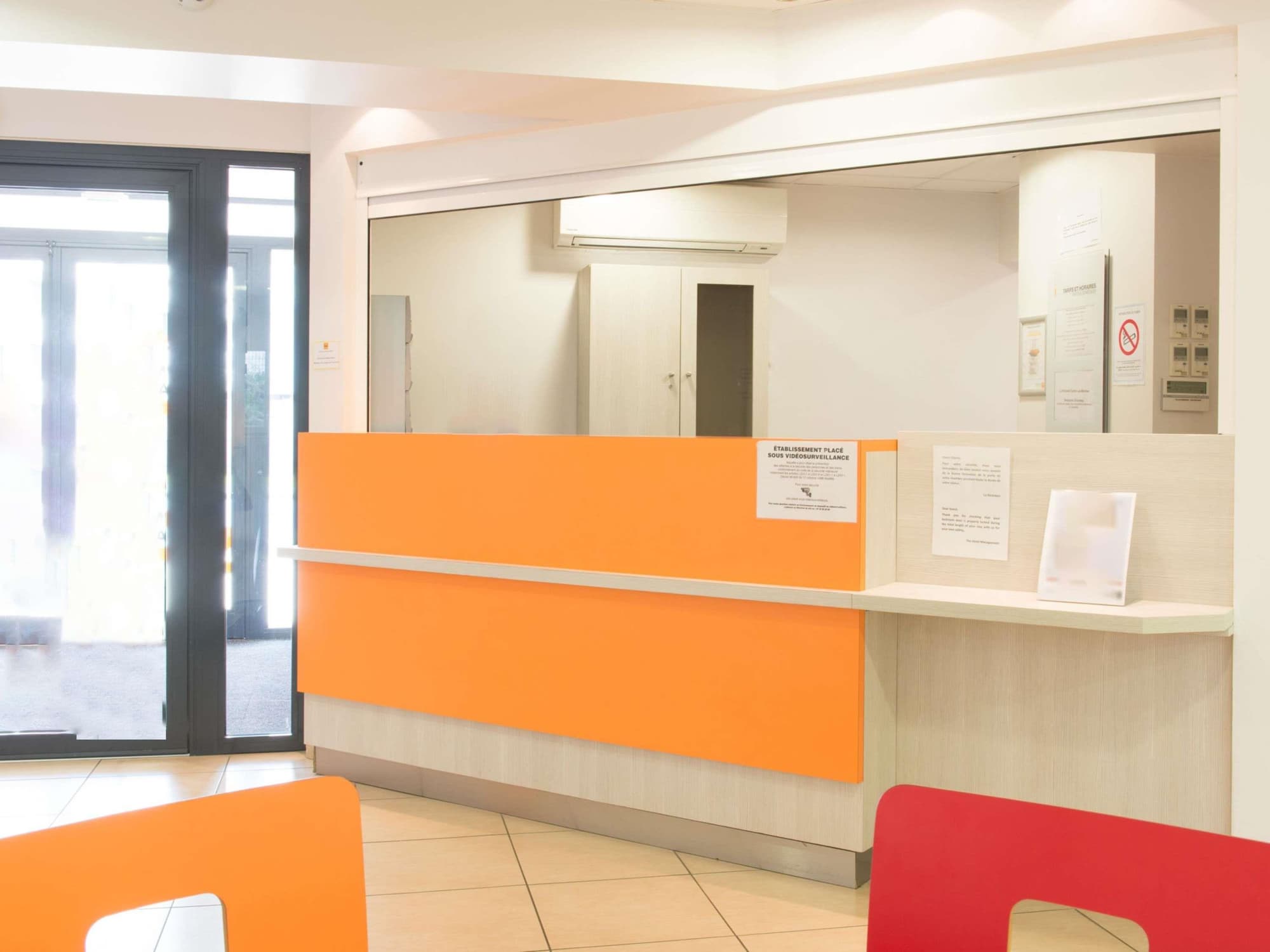 Hôtel Eco La Rochelle Centre Les Minimes, General view