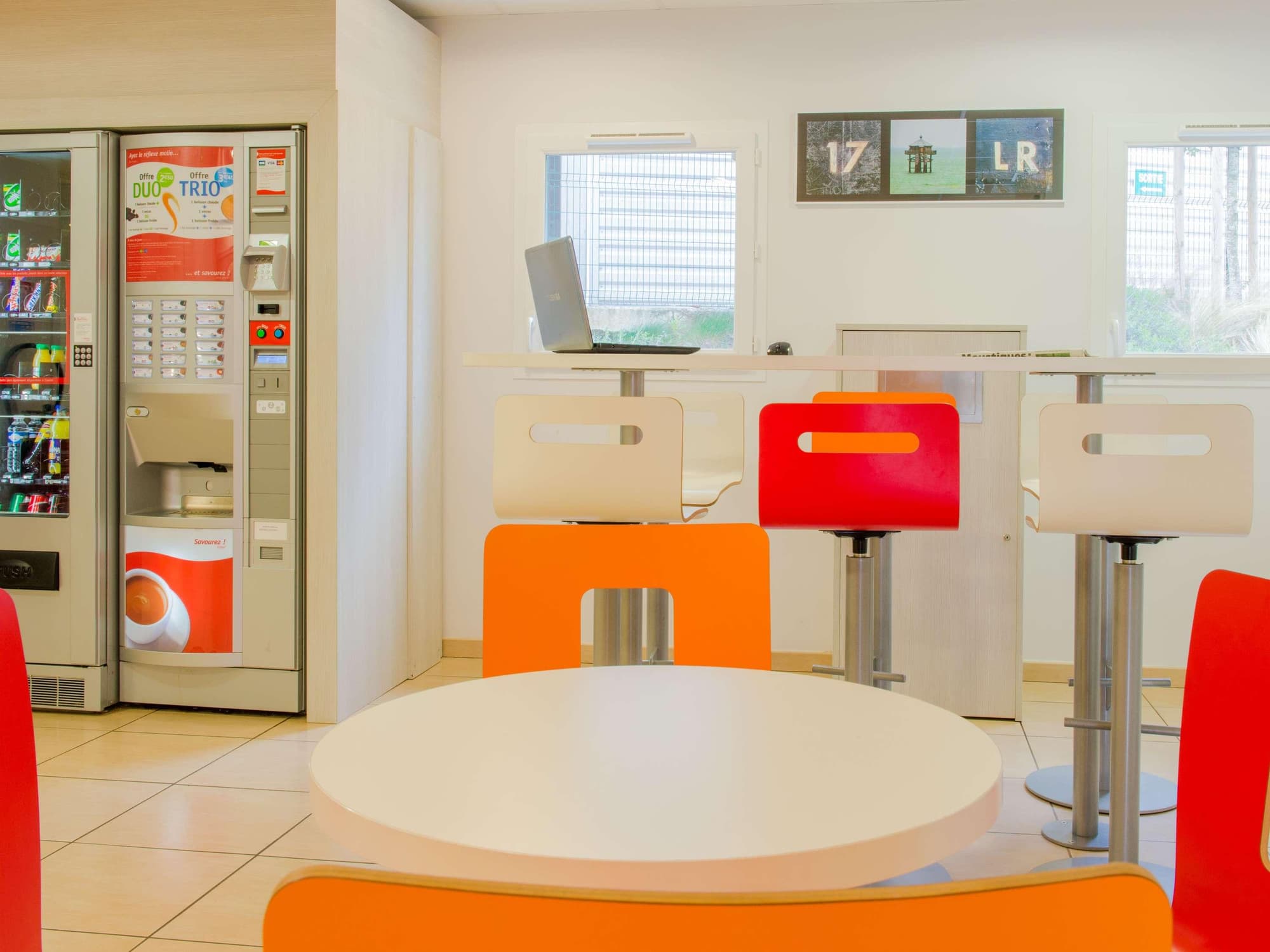 Hôtel Eco La Rochelle Centre Les Minimes, Lobby