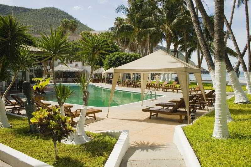 La Concha Beach Hotel, Terrace