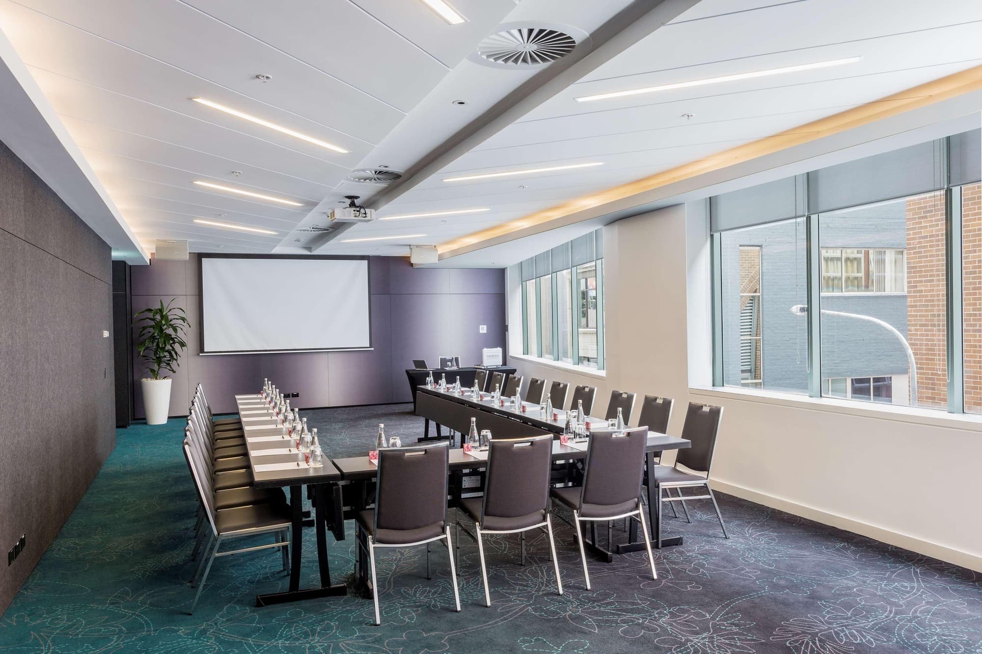 PARKROYAL Darling Harbour Sydney, Conferences