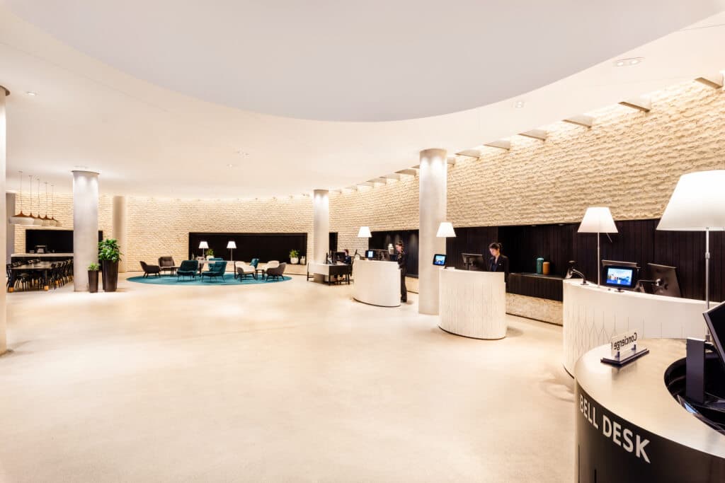 PARKROYAL Darling Harbour Sydney, Lobby