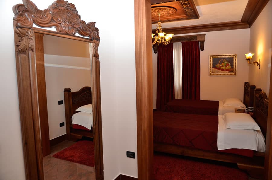 Brilant Antik , Room