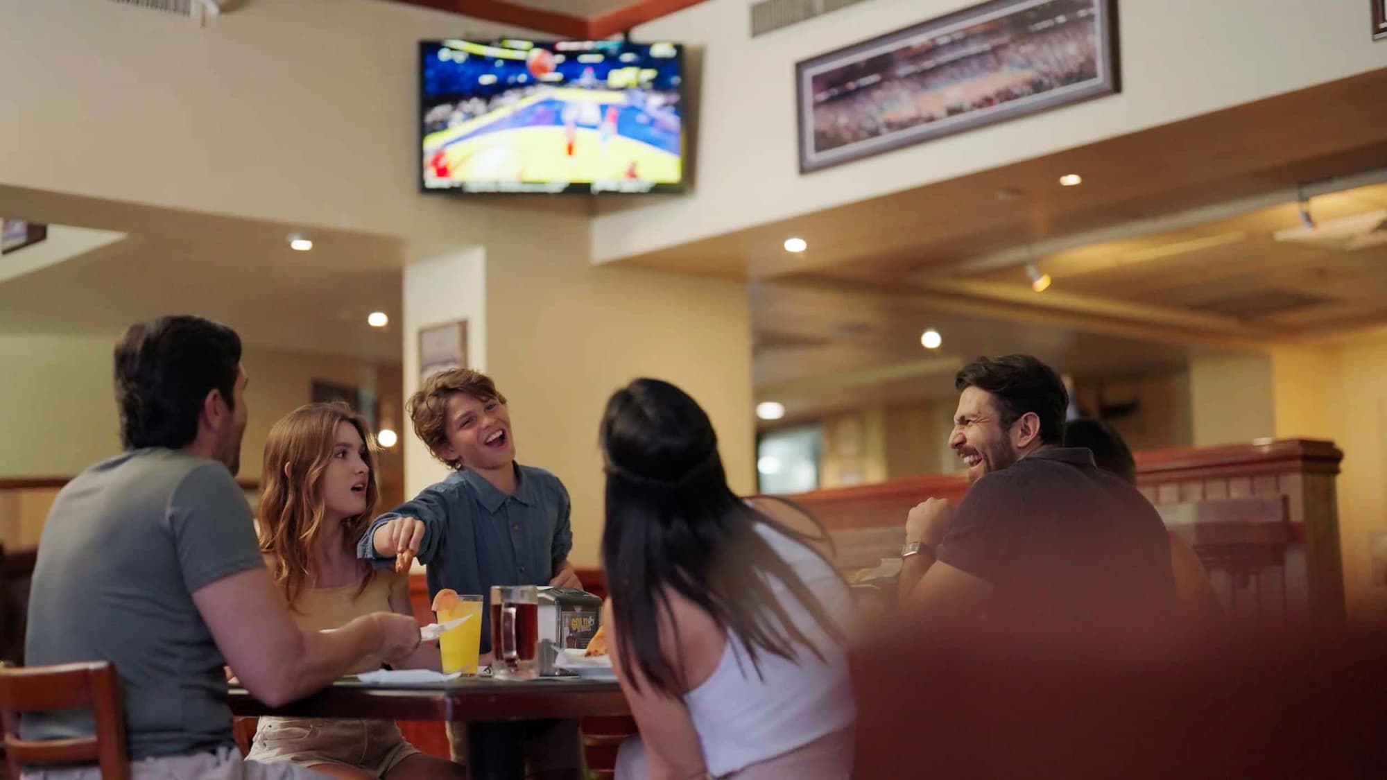 Barcelo Guatemala City, Bar