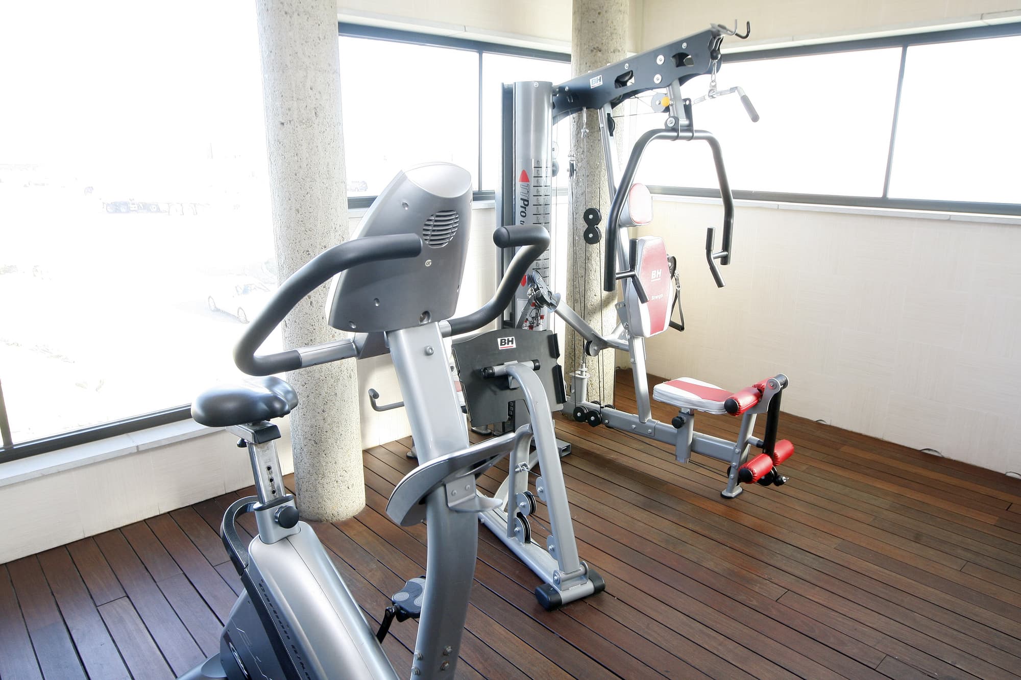 Hotel & Spa Real Ciudad de Zaragoza, Sports and Entertainment