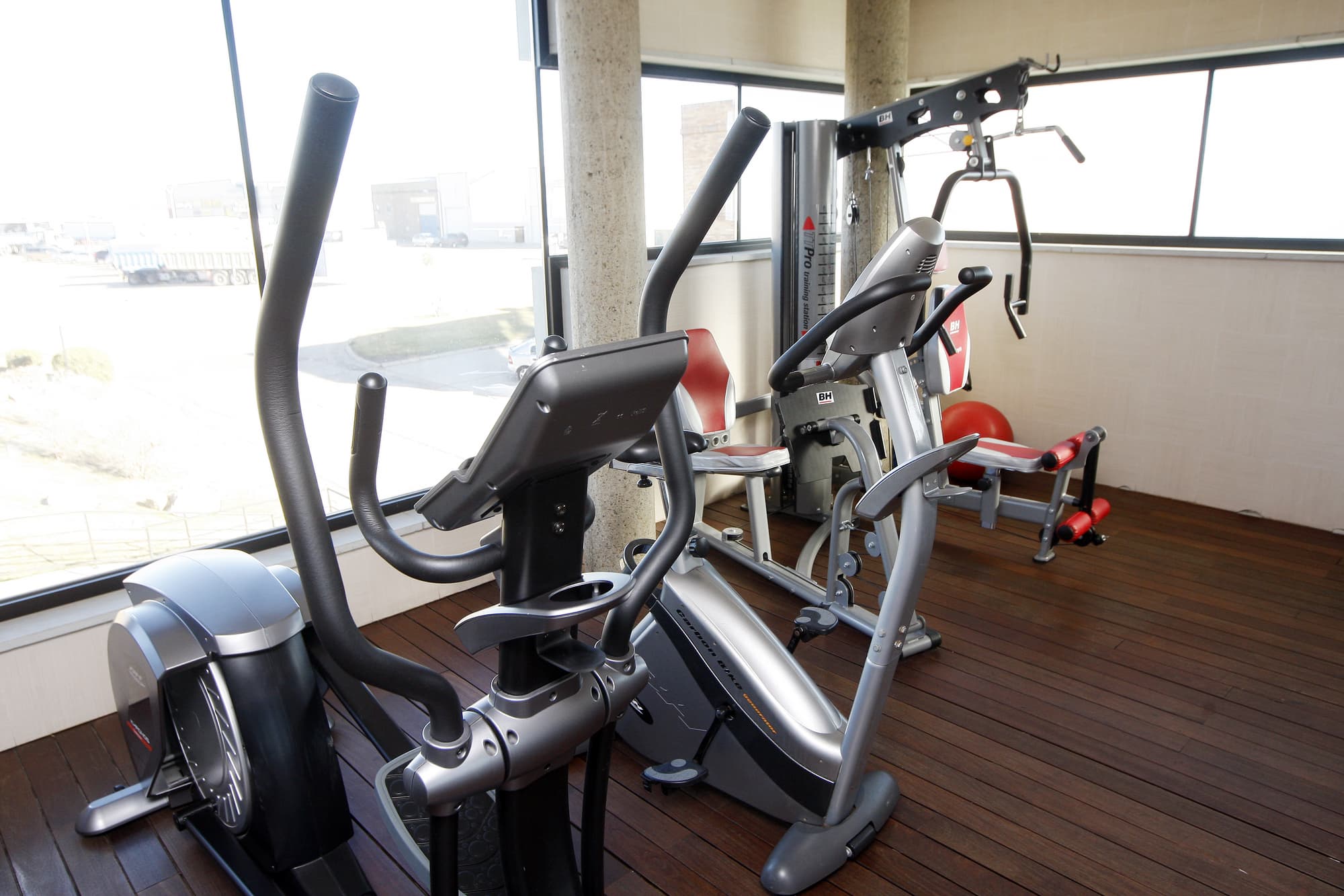 Hotel & Spa Real Ciudad de Zaragoza, Sports and Entertainment