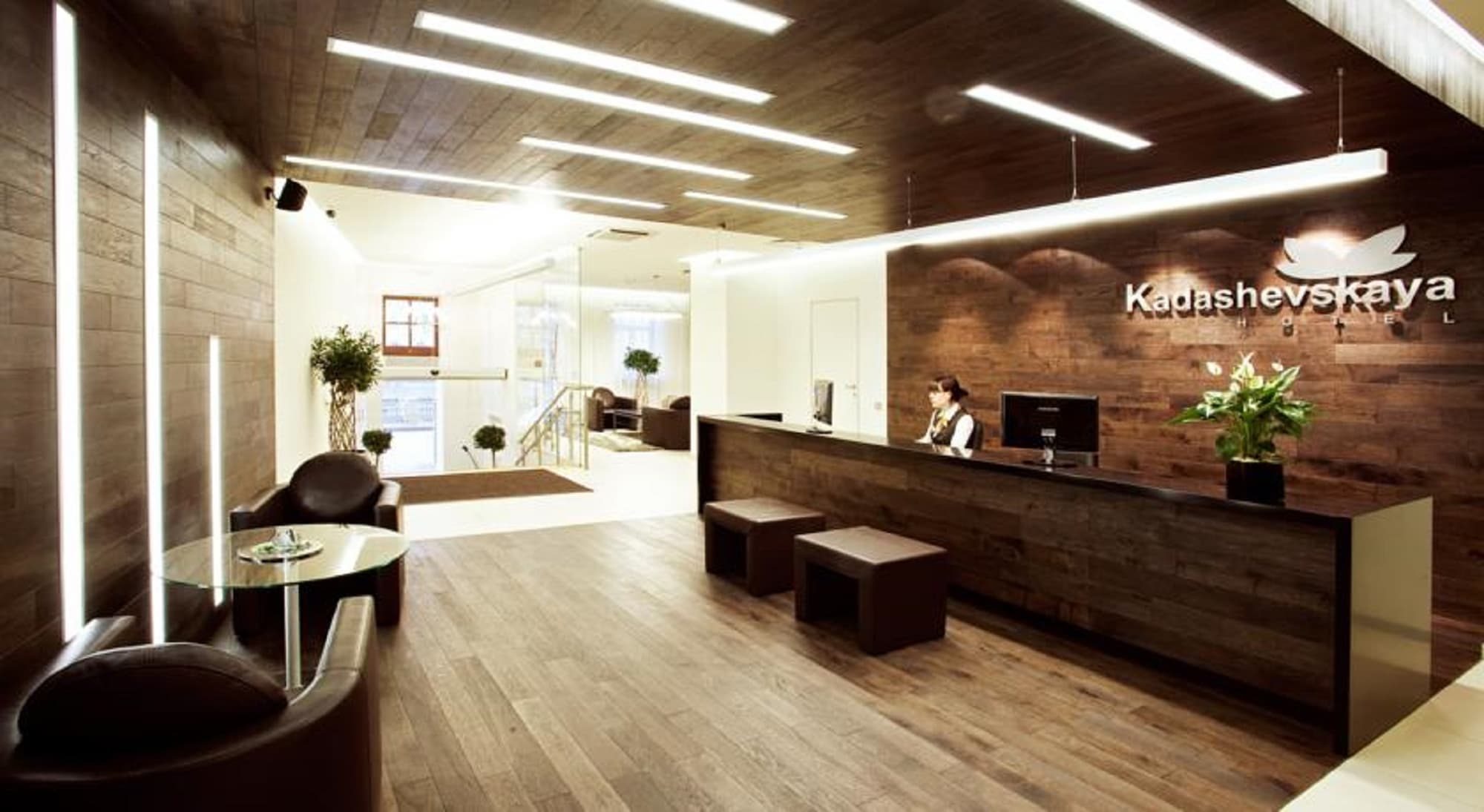 Kadashevskaya, Lobby