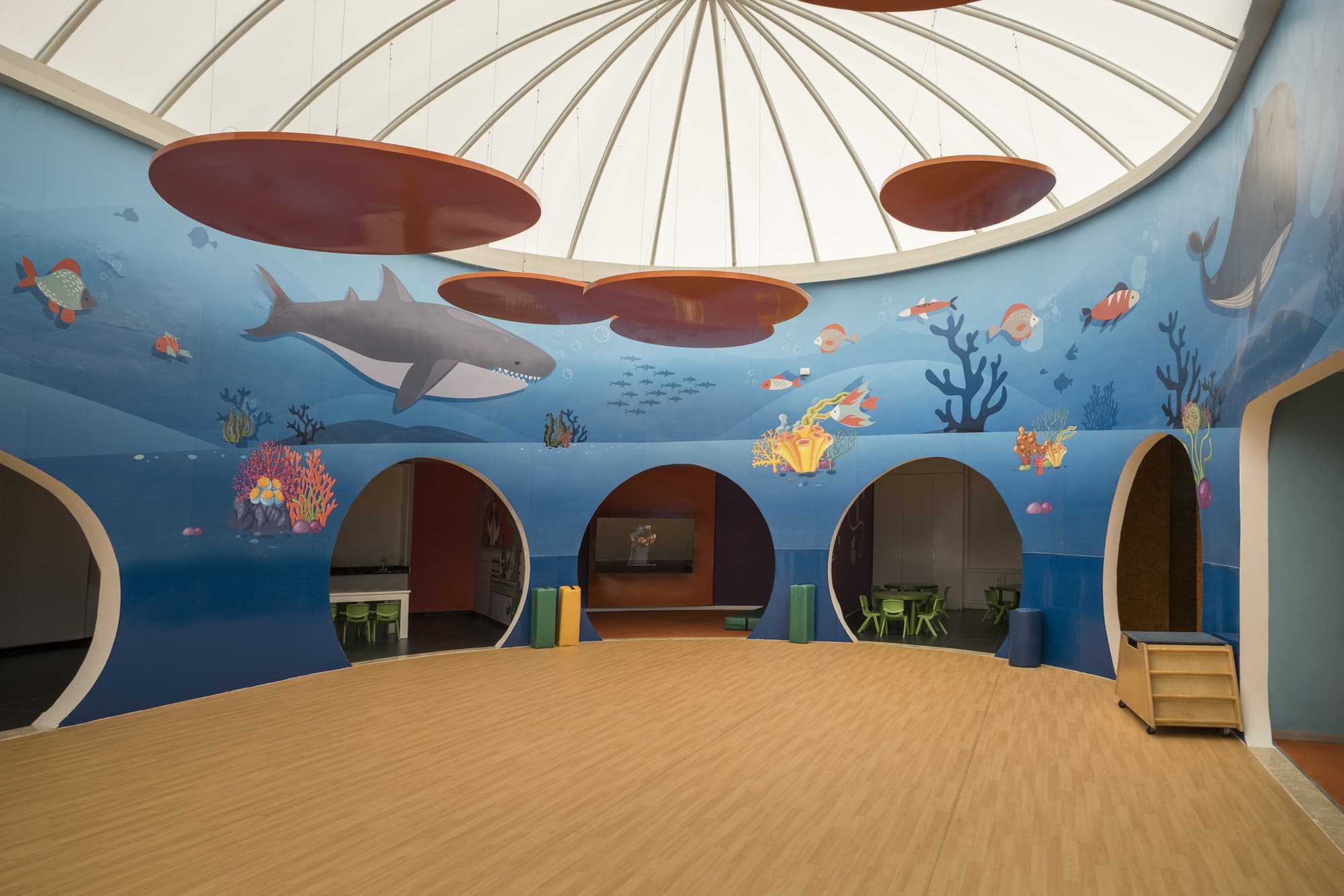 Selection Riviera Cancun, Sports and Entertainment