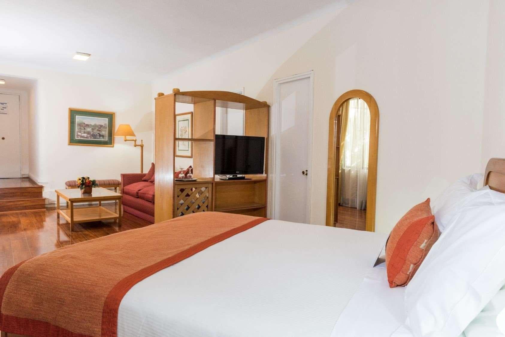 Hotel Presidente, Room