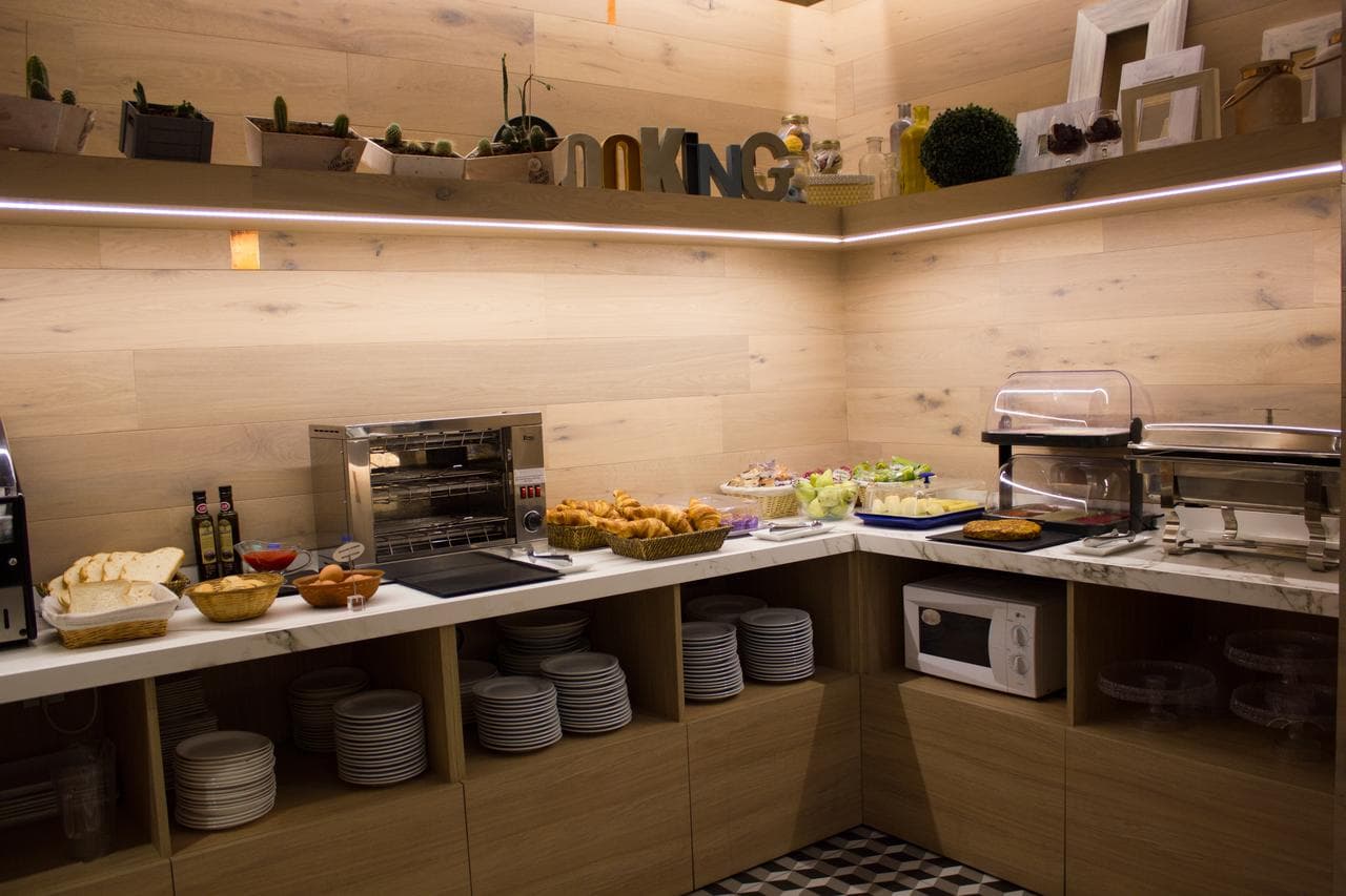 Gran Via, Restaurant