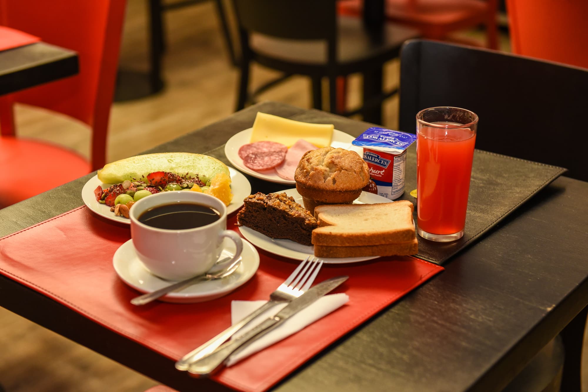 Tempo Rent Apart, Restaurant