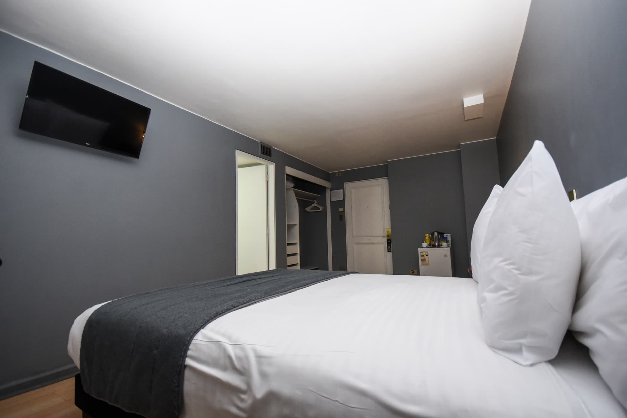 Tempo Rent Apart, Room