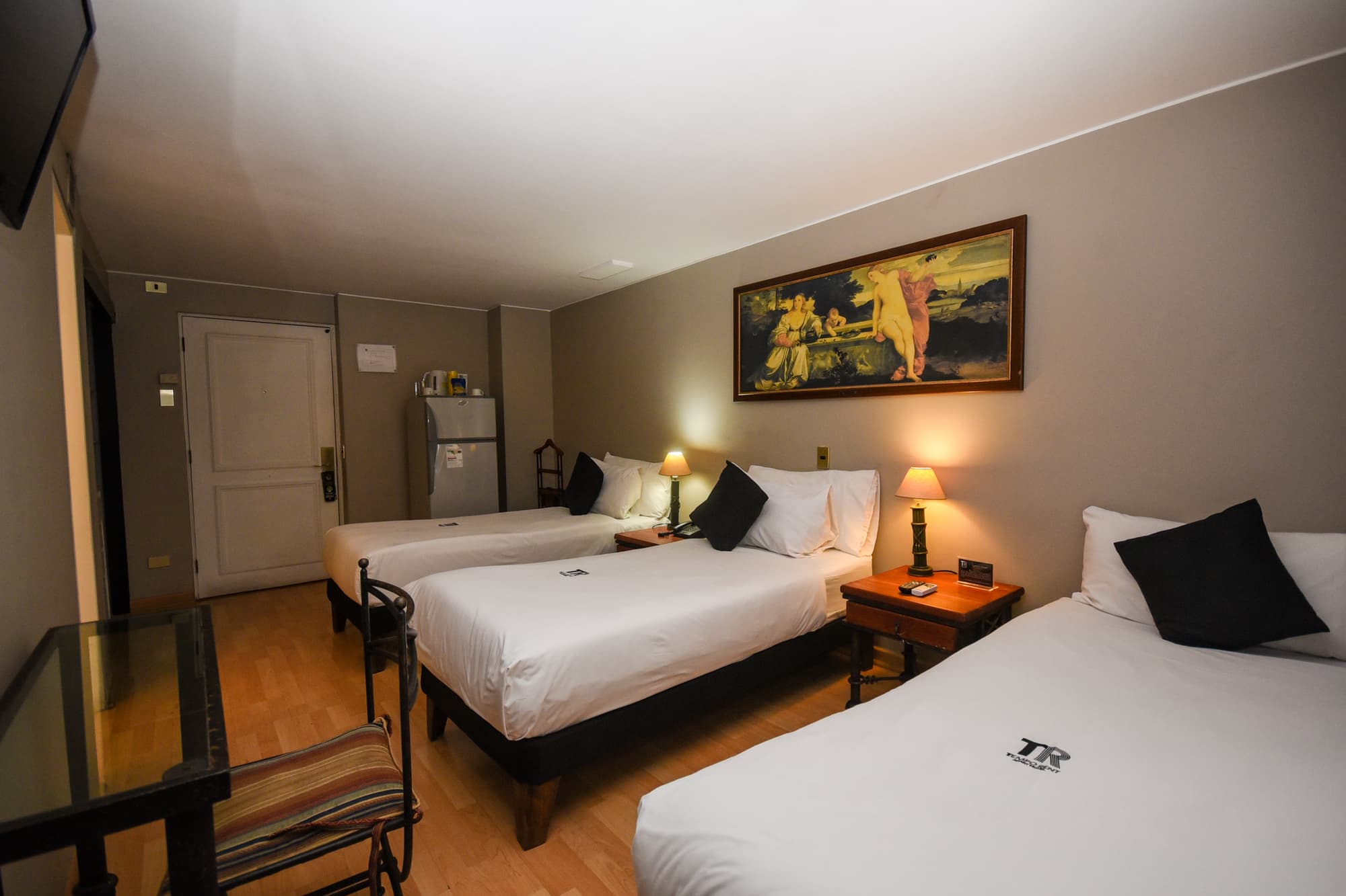 Tempo Rent Apart, Room