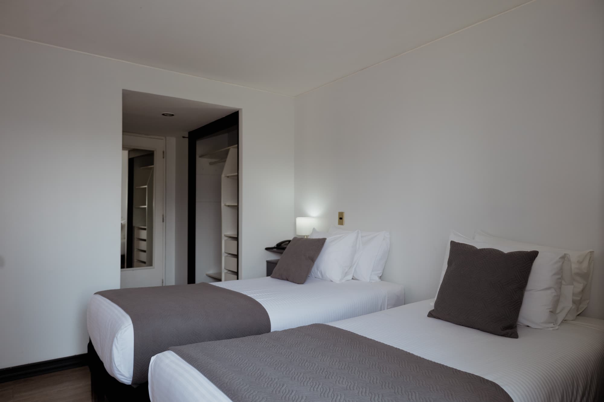 Tempo Rent Apart, Room